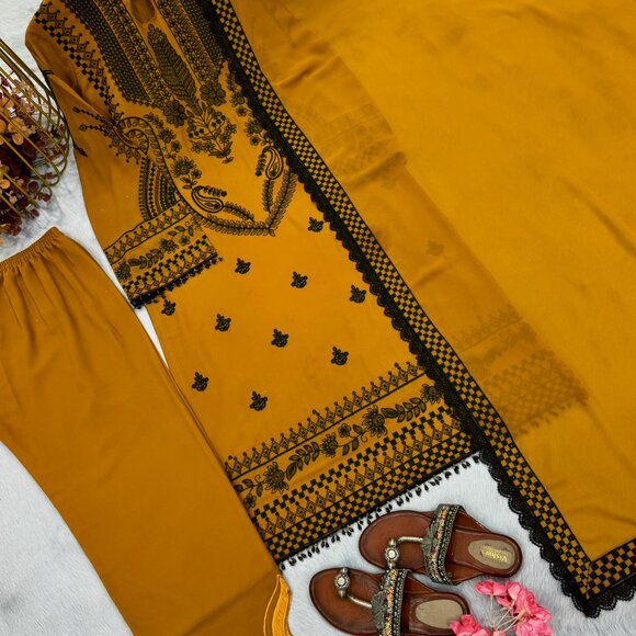 Mustard pakistani kurti Pure cotton with embroidery work with dupatta and pujama - Picture 8 of 9
